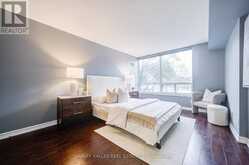 212 - 120 PROMENADE CIRCLE Vaughan