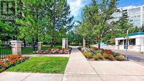 212 - 120 PROMENADE CIRCLE Vaughan