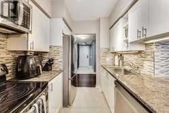 1005 - 71 SIMCOE STREET Toronto