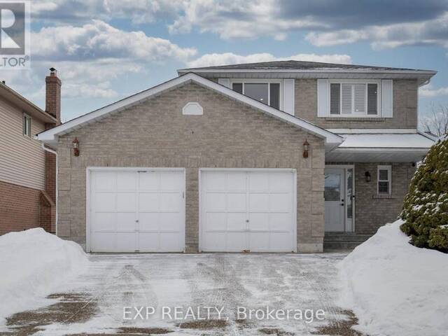 125 OVERBANK DRIVE Oshawa Ontario