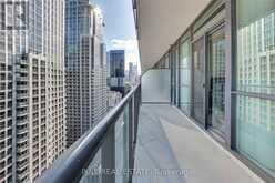 2602 - 770 BAY STREET Toronto