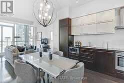 2602 - 770 BAY STREET Toronto