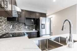 UPPER - 48 WHITE SANDS COURT Kitchener