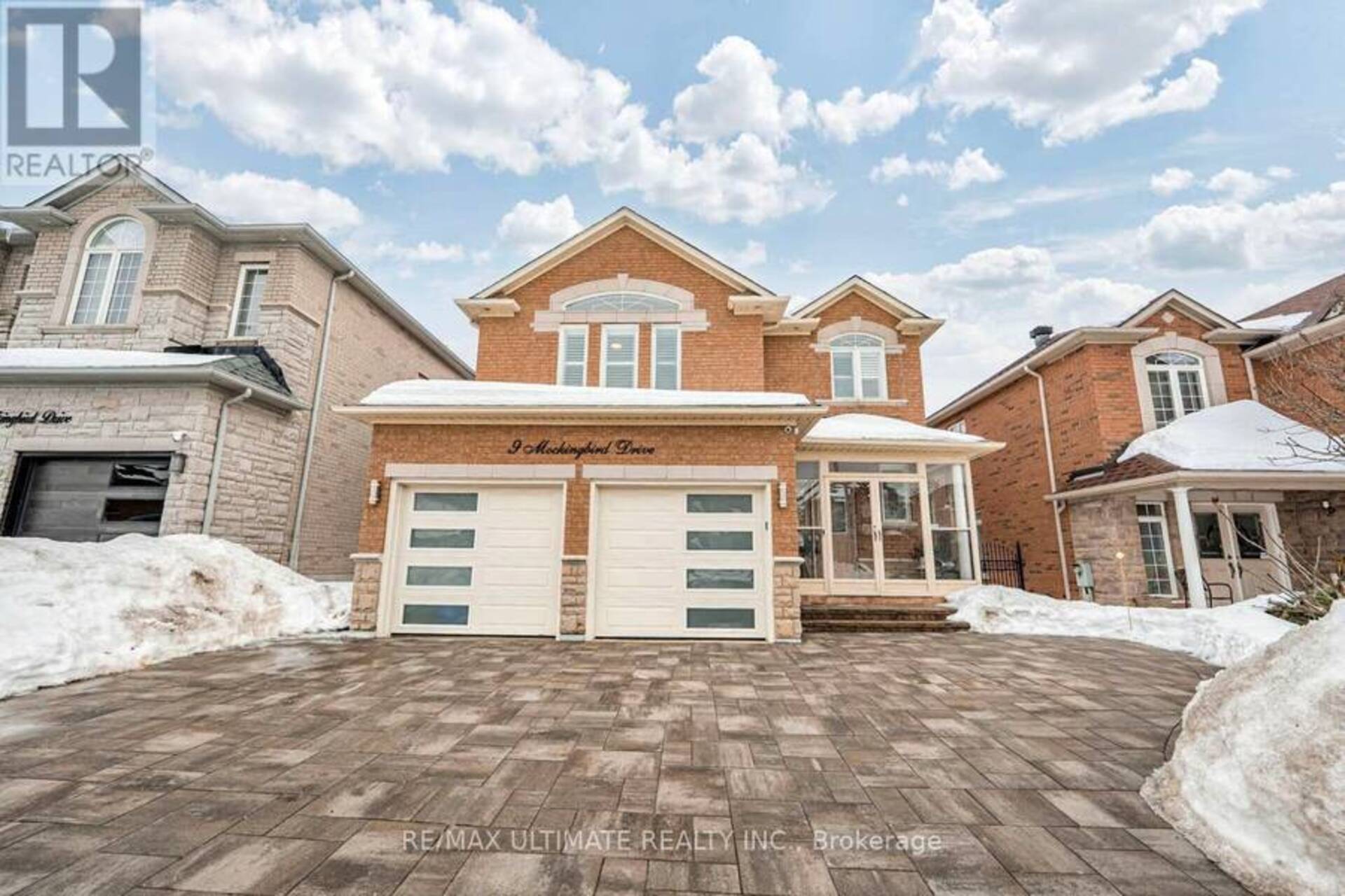 9 MOCKINGBIRD DRIVE Richmond Hill