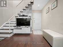 211 - 2095 ROCHE COURT Mississauga