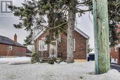 122 CLAREMORE AVENUE Toronto