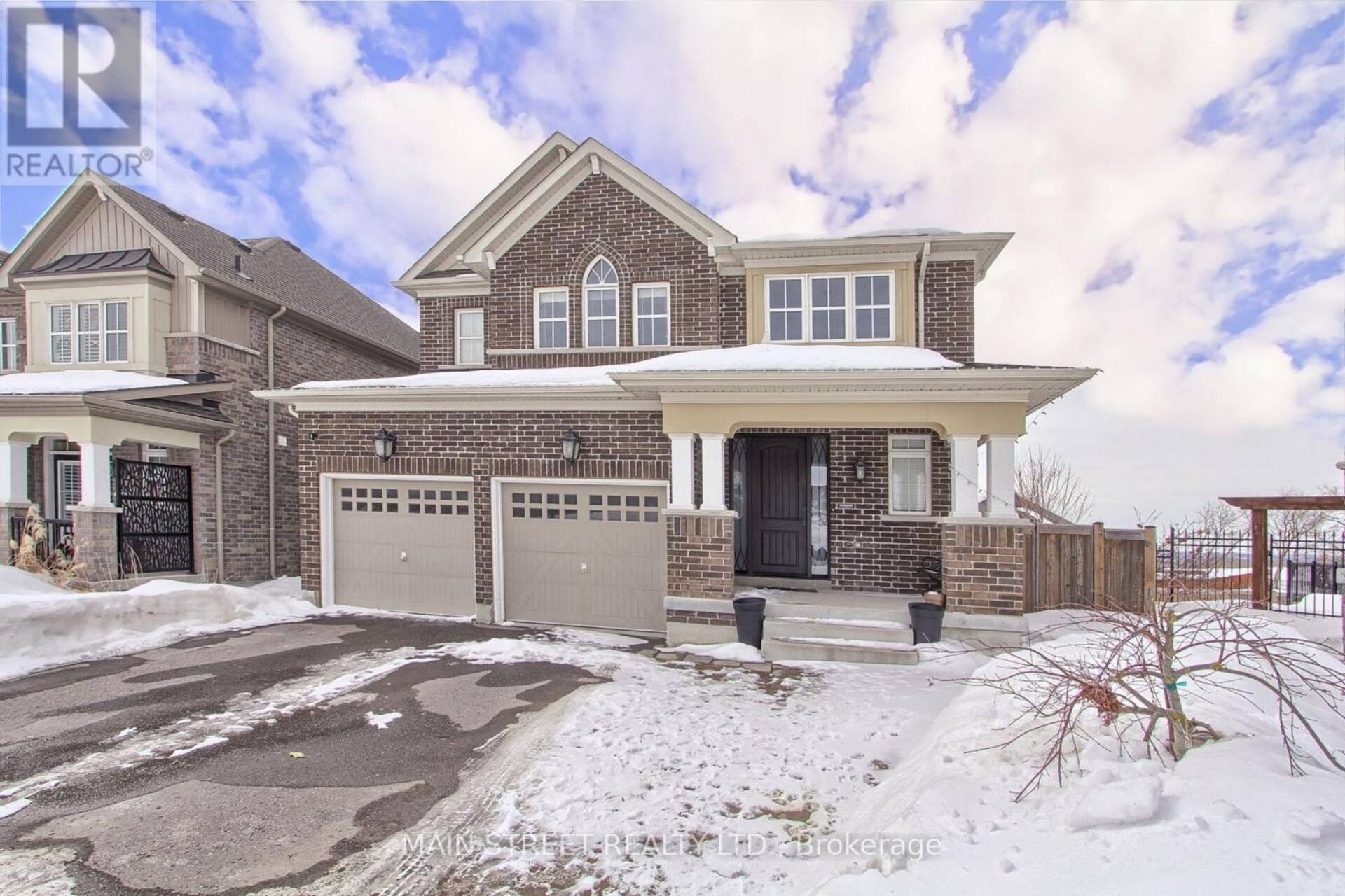 22 RIDGE GATE CRESCENT East Gwillimbury