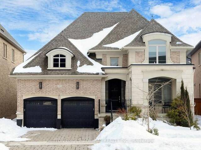 392 WOODGATE PINES DRIVE Vaughan Ontario