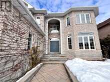 112 CRESTWOOD ROAD Vaughan