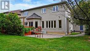 112 CRESTWOOD ROAD Vaughan