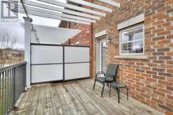 8 CHELTENHAM MEWS Kitchener