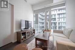 1136 - 8 HILLSDALE AVENUE E Toronto