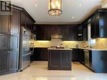 13 HAWKRIDGE TRAIL Brampton