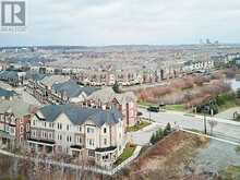 PH07 - 395 DUNDAS STREET W Oakville