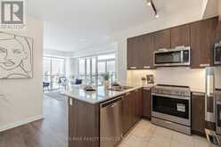 2418 - 35 WATERGARDEN DRIVE N Mississauga