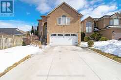 11 REDTAIL CRESCENT Hamilton