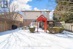 11 REDTAIL CRESCENT Hamilton