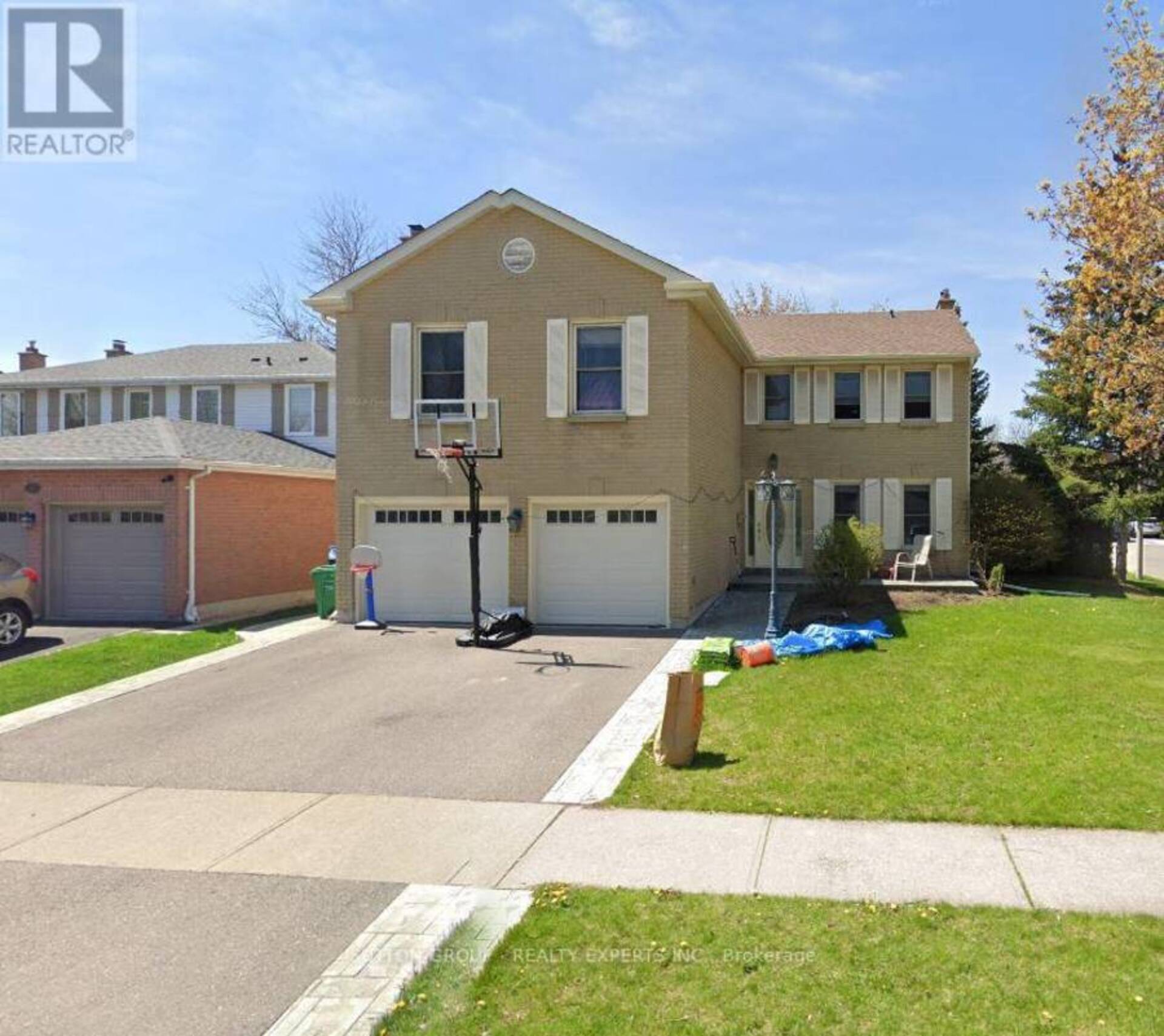 10 NEWCASTLE CRESCENT Brampton