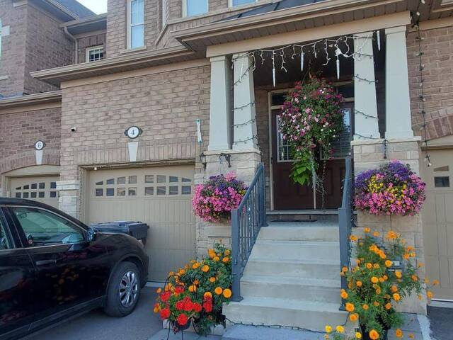 4 HOGAN MANOR DRIVE Brampton Ontario