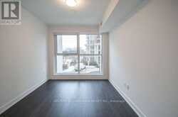 302 - 30 INN ON THE PARK DRIVE Toronto