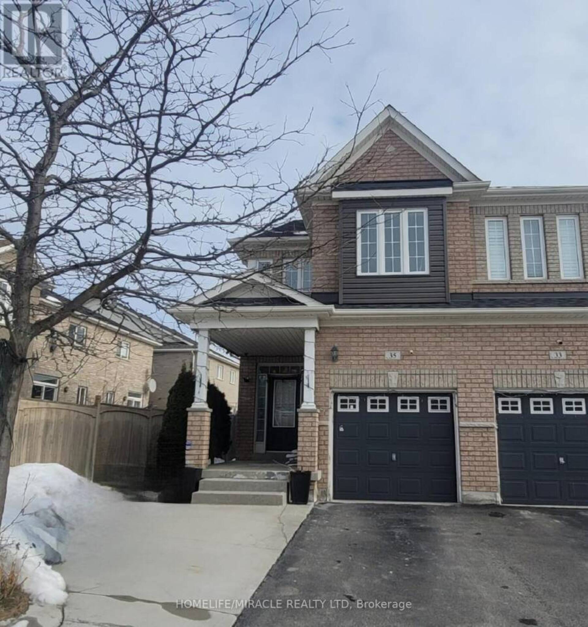 2 - 35 CALM WATERS CRESCENT Brampton