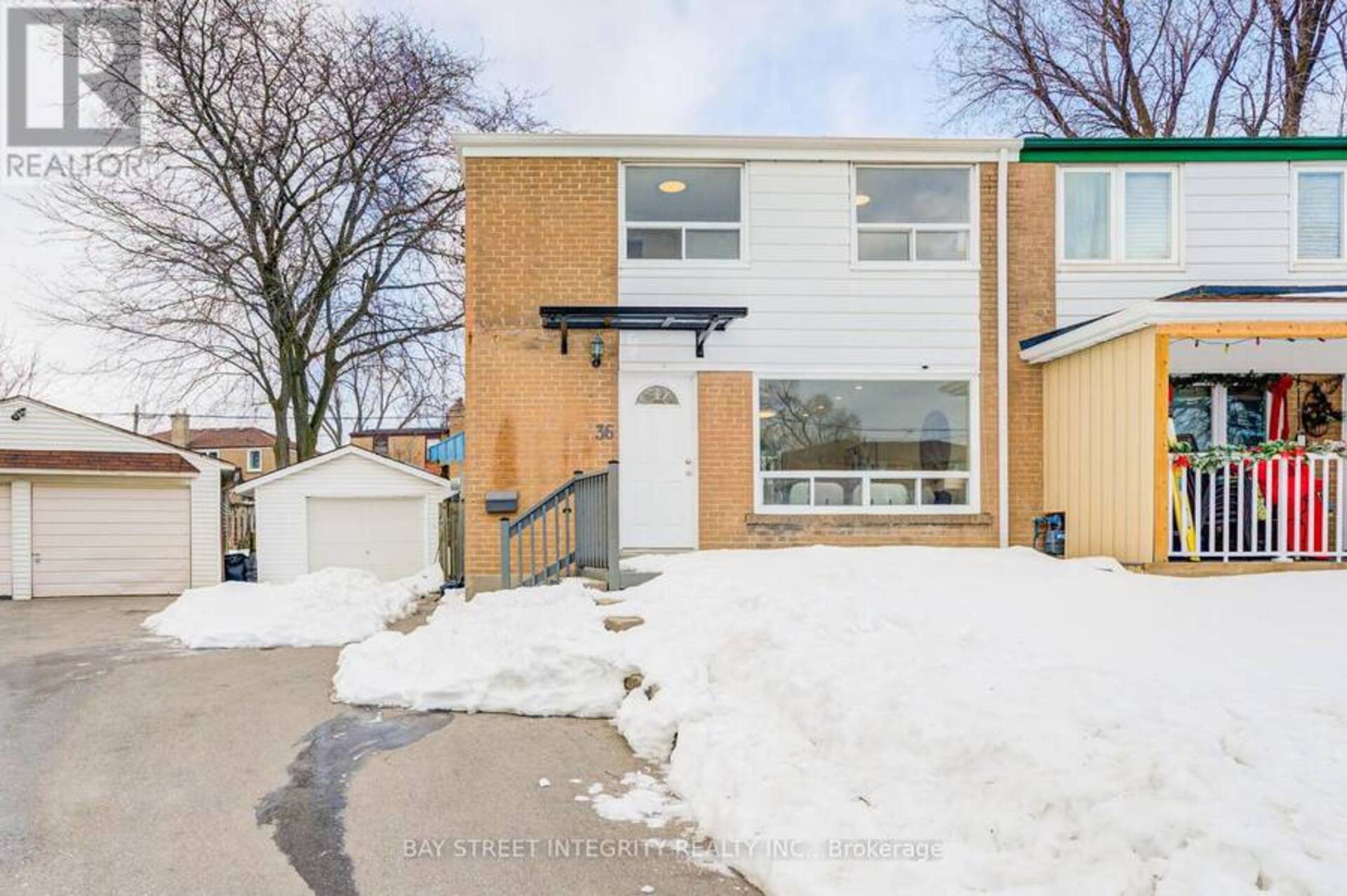 36 ASHWICK DRIVE Toronto