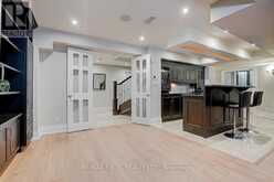 452 AVON CRESCENT Oakville