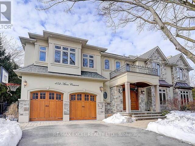 452 AVON CRESCENT Oakville Ontario