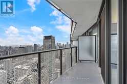 4712 - 11 WELLESLEY STREET W Toronto