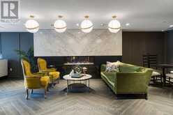 518 - 395 DUNDAS STREET W Oakville