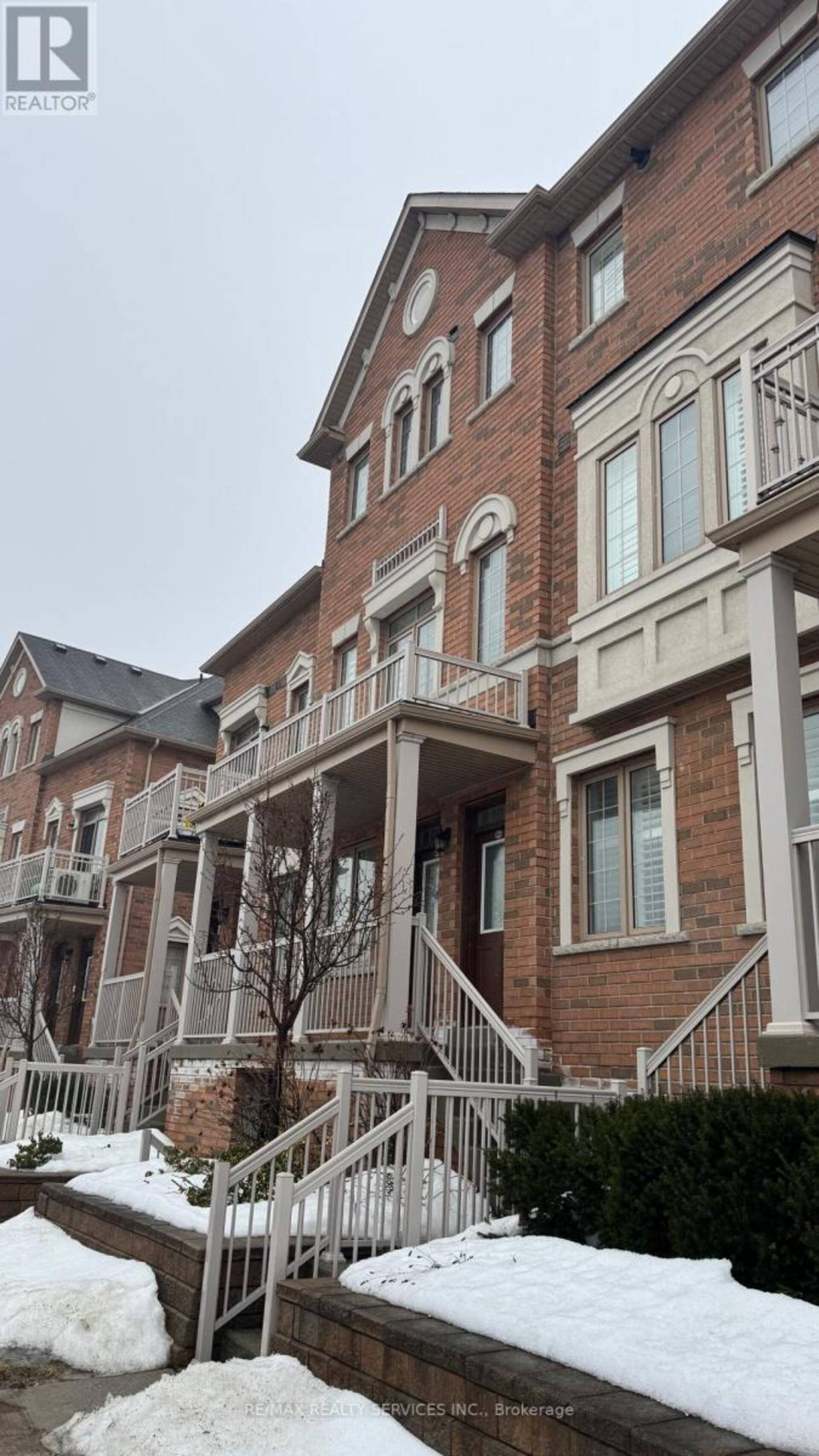 15 - 180 HOWDEN BOULEVARD Brampton