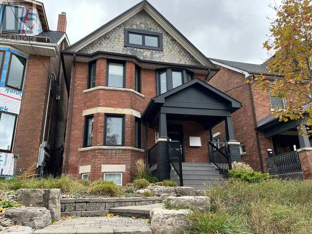 MAIN #1 - 14 ROSEMOUNT AVENUE Toronto Ontario