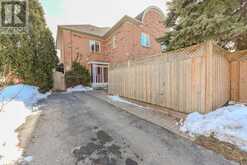 7 PRESSED BRICK DRIVE Brampton