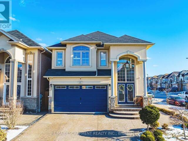 97 CHARTWELL CIRCLE Hamilton Ontario