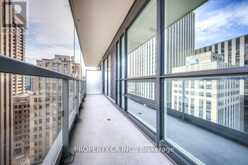 2101 - 70 TEMPERANCE STREET Toronto