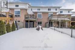 30 ROYAL CEDAR COURT East Gwillimbury