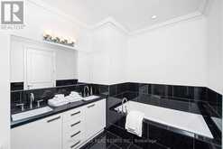 4202 - 311 BAY STREET Toronto