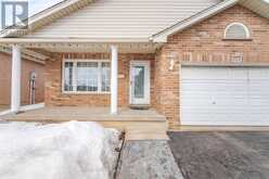 777 LIMERIDGE ROAD E Hamilton