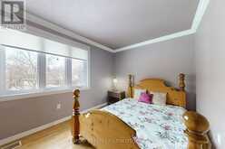 1813 BRONTE SQUARE Pickering