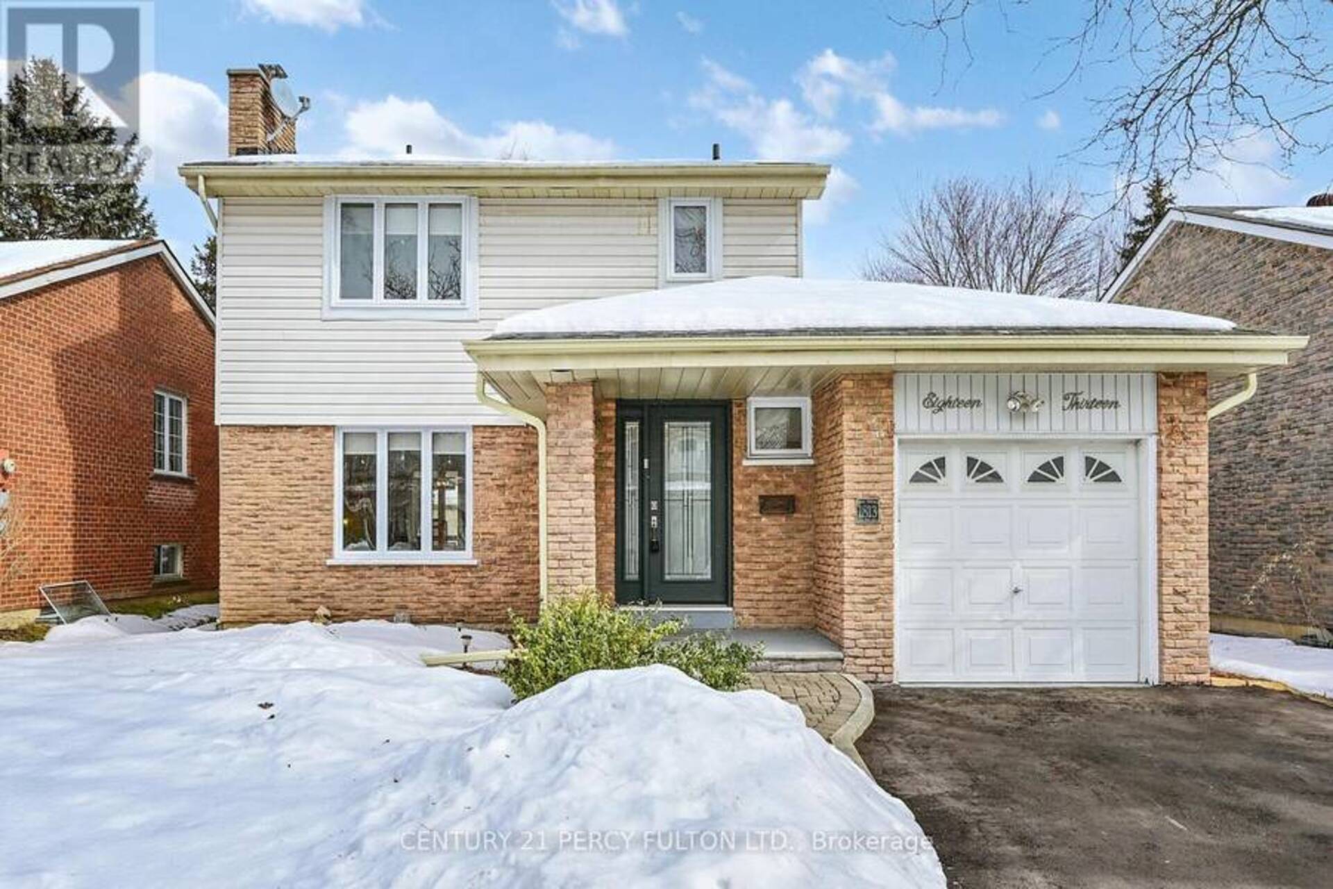 1813 BRONTE SQUARE Pickering