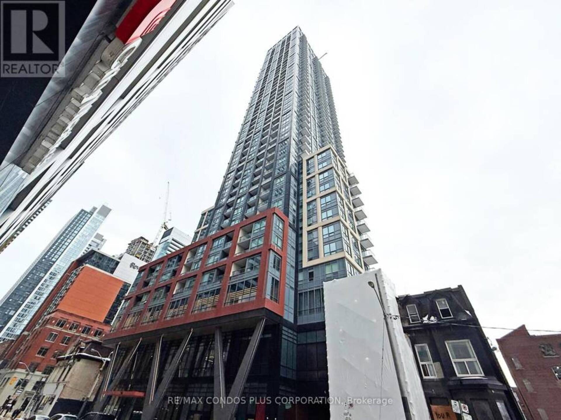 720 - 108 PETER STREET Toronto