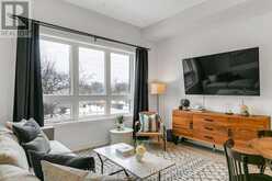 103 - 3686 ST CLAIR AVENUE E Toronto