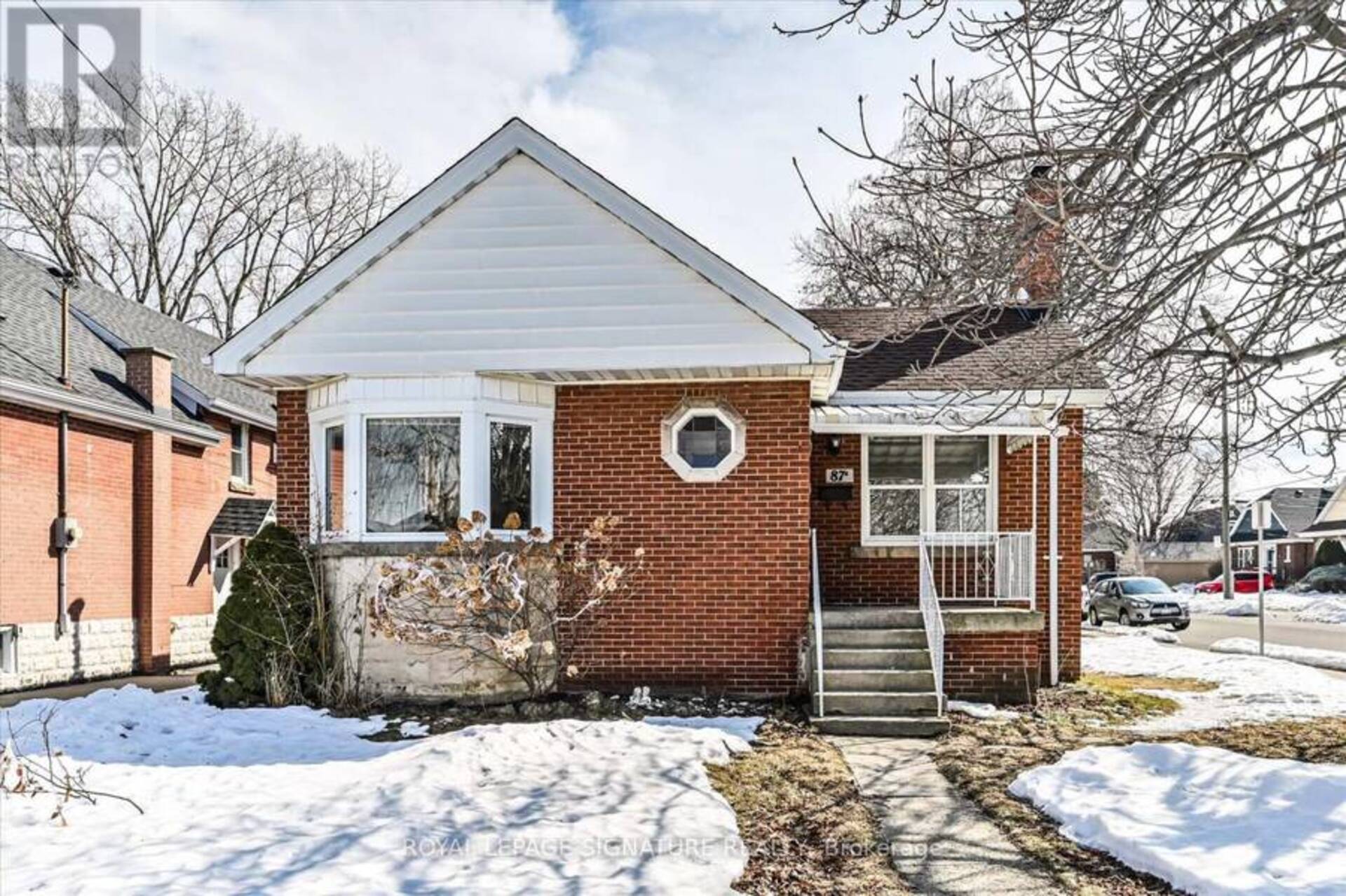 87A BARONS AVENUE S Hamilton