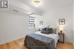 519 - 5 ROSEHILL AVENUE Toronto