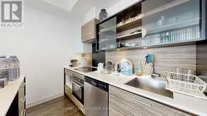 606 - 75 ST. NICHOLAS STREET Toronto