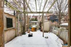 MAIN & BSMT - 8 RAVINA CRESCENT Toronto