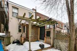 MAIN & BSMT - 8 RAVINA CRESCENT Toronto