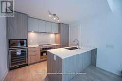 TH102 - 70 ANNIE CRAIG DRIVE Toronto