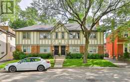 UPPER - 11 ORIOLE CRESCENT Toronto