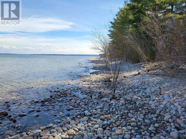 16 GIANT'S TOMB ISLAND Tiny Ontario